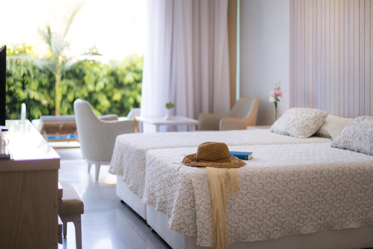 Tasia Maris Beach Hotel - Adults Only Aya Napa Dış mekan fotoğraf