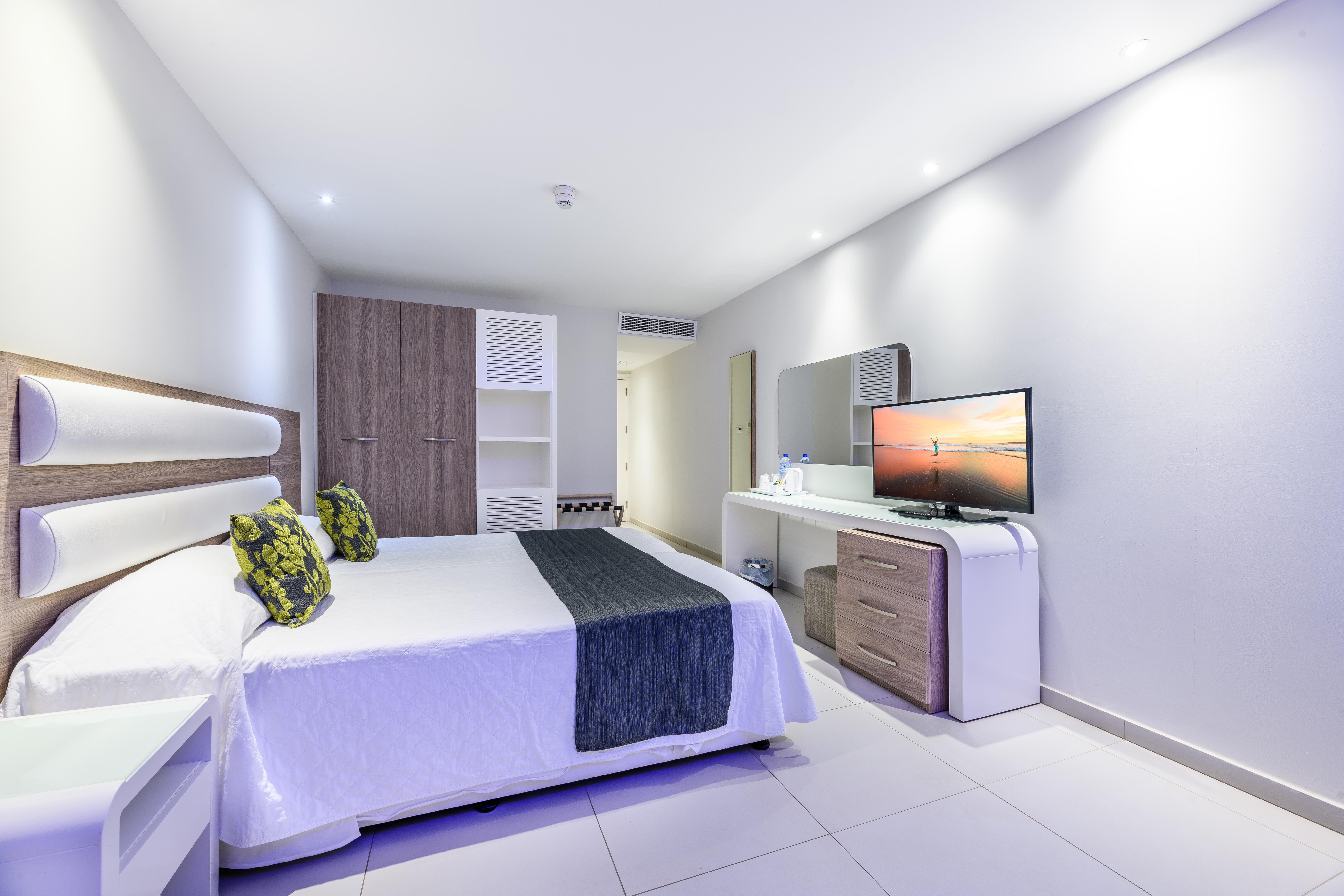Tasia Maris Beach Hotel - Adults Only Aya Napa Dış mekan fotoğraf