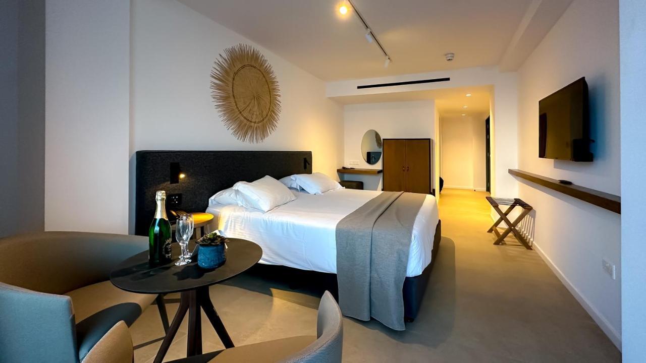 Tasia Maris Beach Hotel - Adults Only Aya Napa Dış mekan fotoğraf